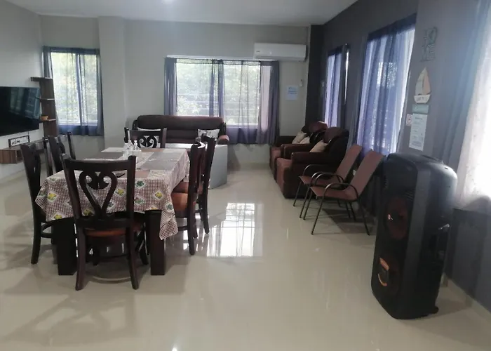 Apartamento Familiar 3 Con 3 Habitaciones 4 Camas Mas Litera
